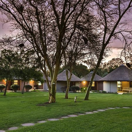 Protea Hotel By Marriott Oudtshoorn Riempie Estate Dış mekan fotoğraf