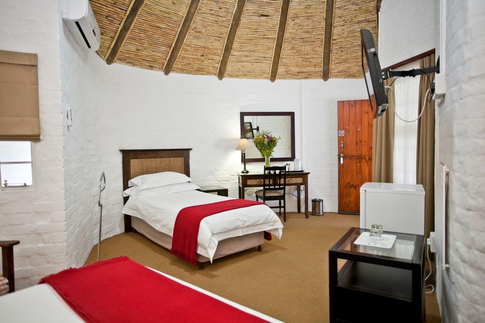 Protea Hotel By Marriott Oudtshoorn Riempie Estate Dış mekan fotoğraf