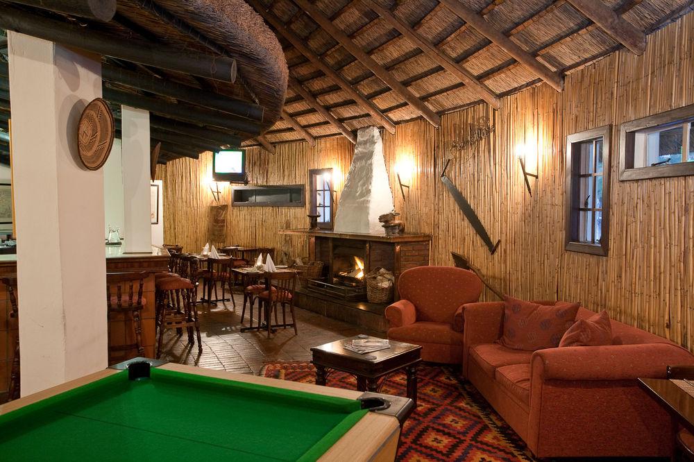 Protea Hotel By Marriott Oudtshoorn Riempie Estate Dış mekan fotoğraf