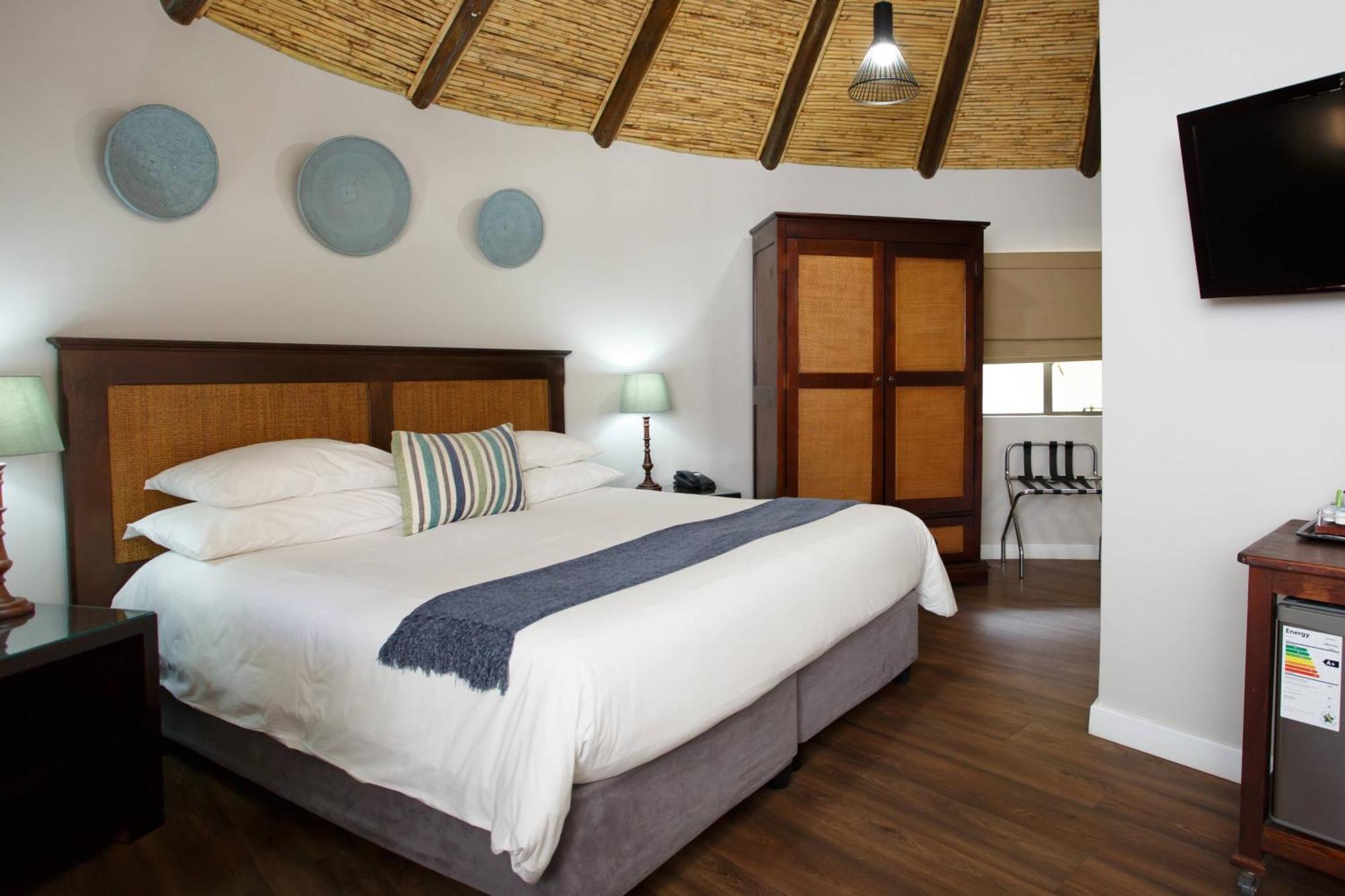 Protea Hotel By Marriott Oudtshoorn Riempie Estate Dış mekan fotoğraf