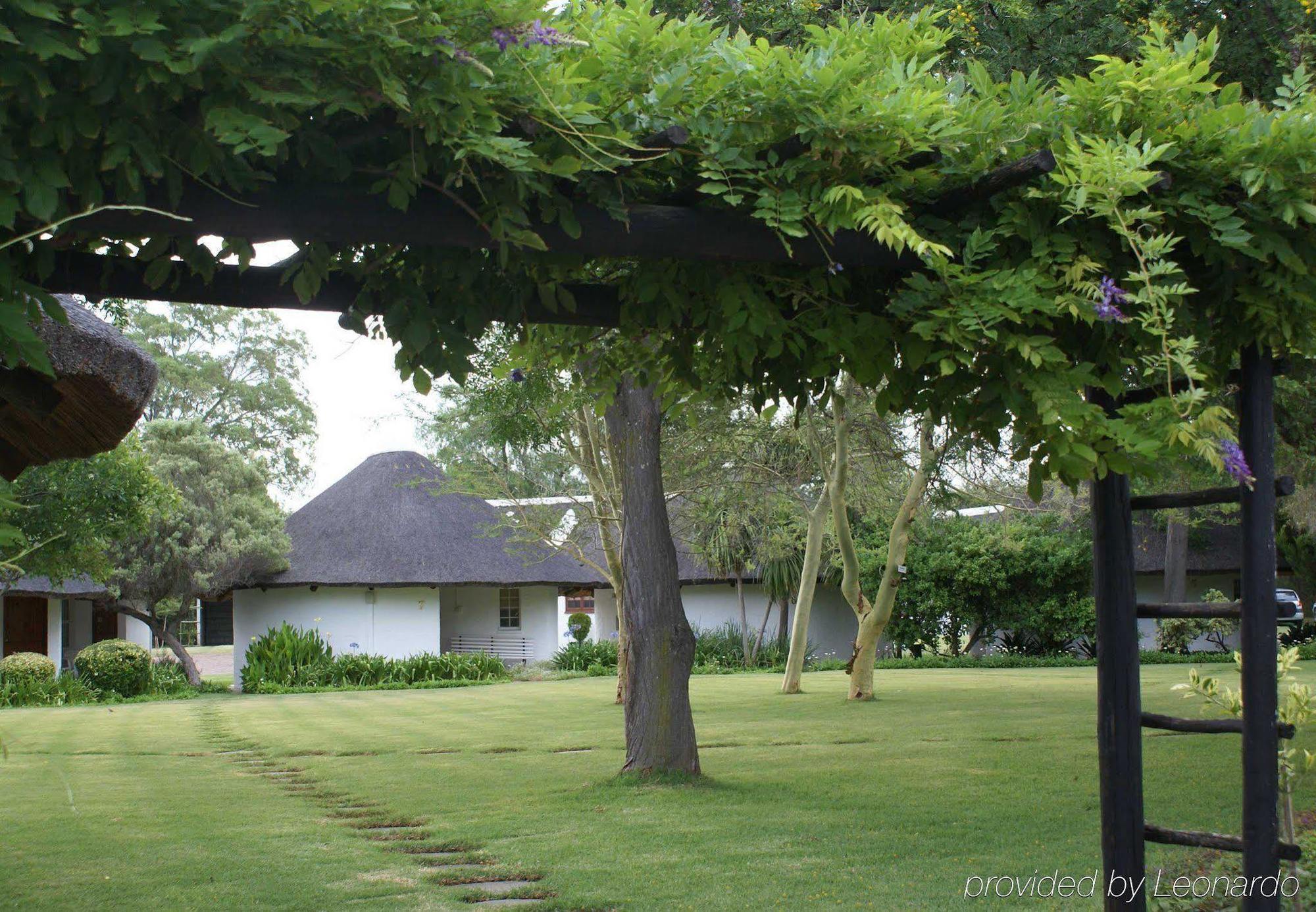Protea Hotel By Marriott Oudtshoorn Riempie Estate Dış mekan fotoğraf