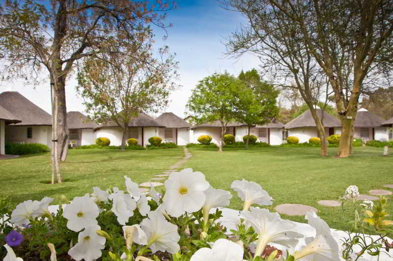 Protea Hotel By Marriott Oudtshoorn Riempie Estate Dış mekan fotoğraf