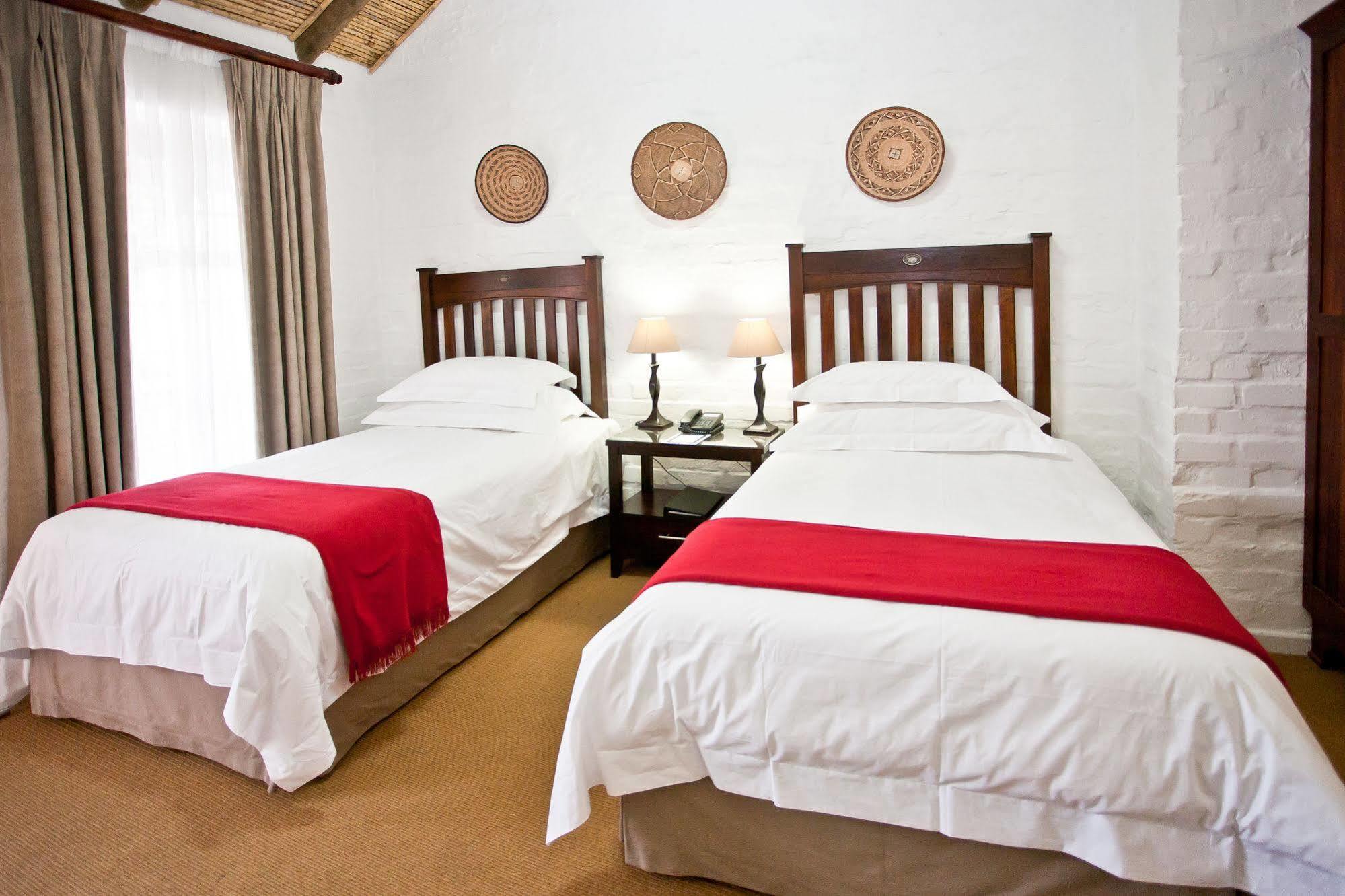 Protea Hotel By Marriott Oudtshoorn Riempie Estate Dış mekan fotoğraf