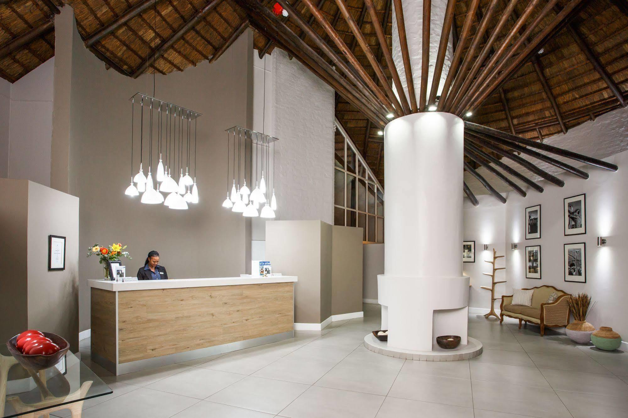 Protea Hotel By Marriott Oudtshoorn Riempie Estate Dış mekan fotoğraf